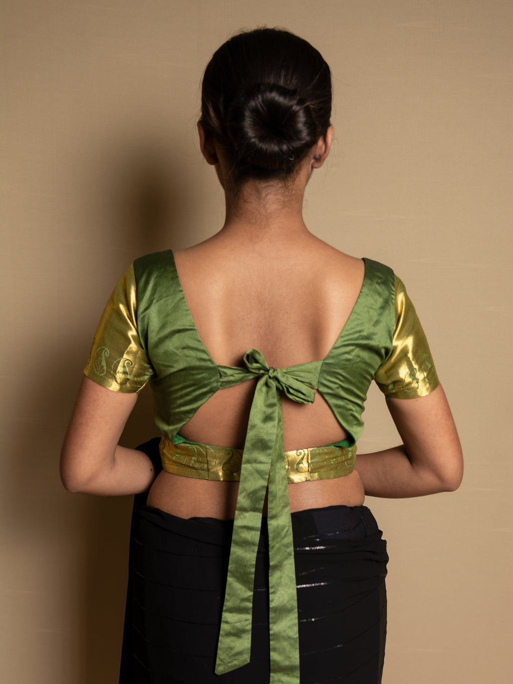 Elegant Green Blouse – Perfect for Sarees & Ethnic Wear