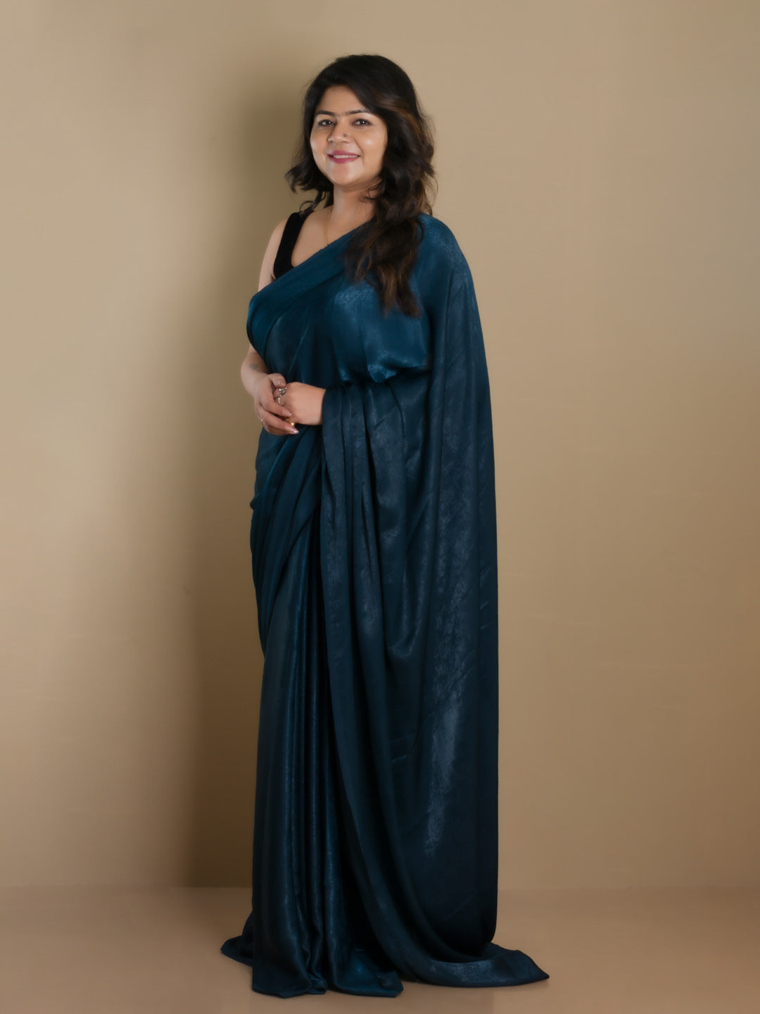 SARIKA Women Teal Blue Solid Velvet Chiffon