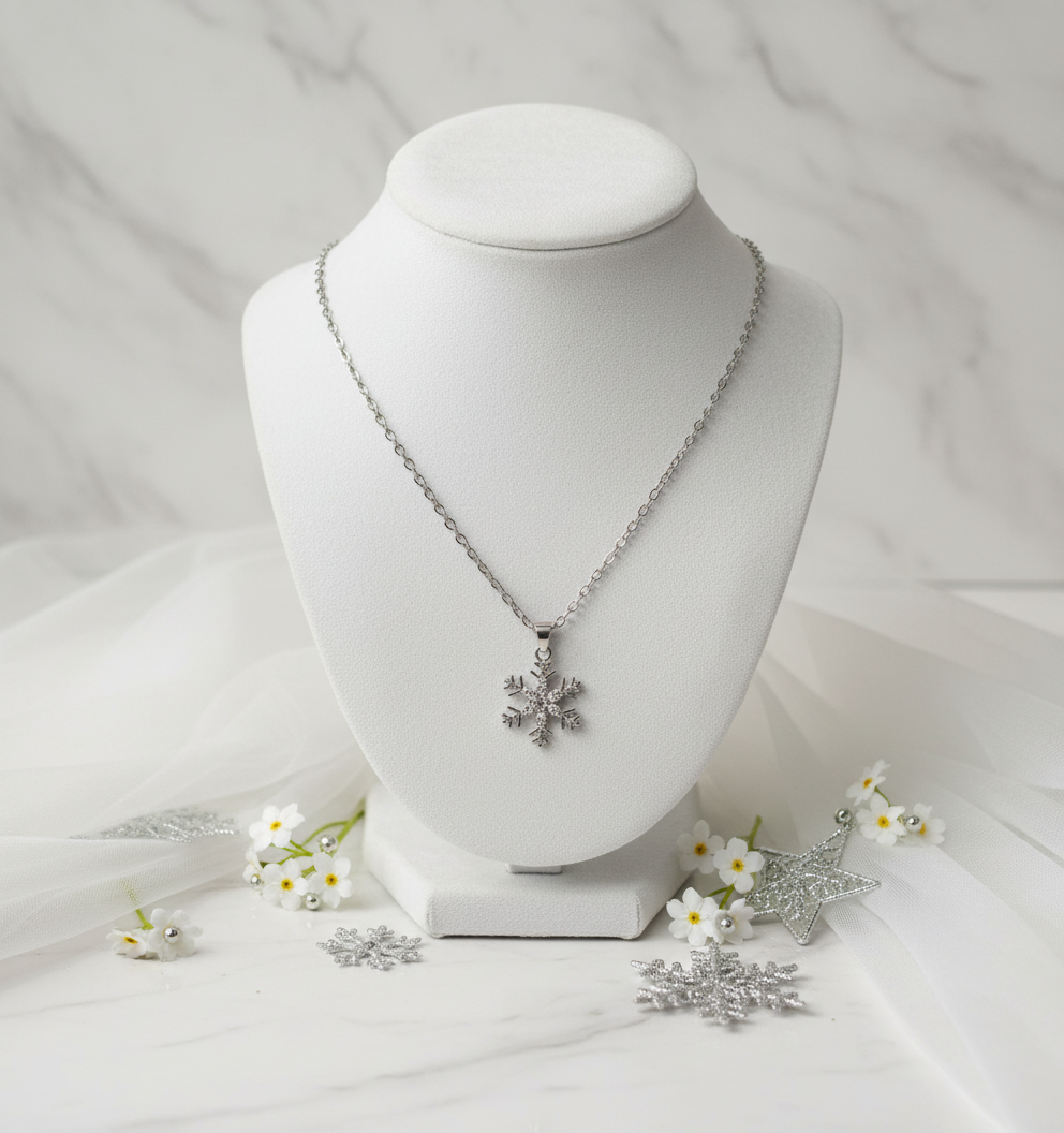 Elegant Silver Neckpiece with Snow Flake Pendant